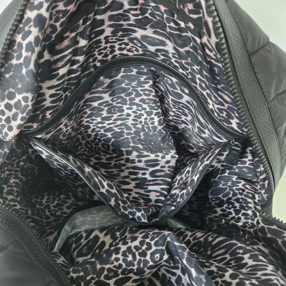 CYNTHIA ROWLEY Large Duffle Weekender Overnight Bag Detachable Strap - Picture 11 of 16